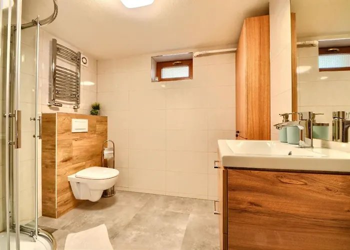 Glebce 75 Quarto em Acomodações Particulares